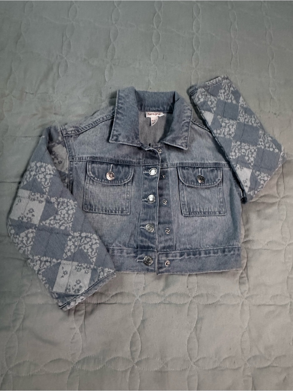 Cat & Jack Girls' Light Blue Denim Jacket with Patterned Sleeves Sz Xs